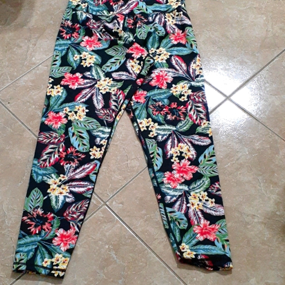 Mink Pink  Move  floral leggings